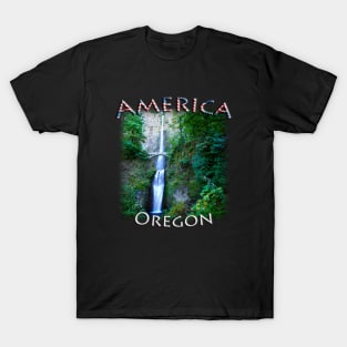 America - Oregon - Multnomah Falls T-Shirt